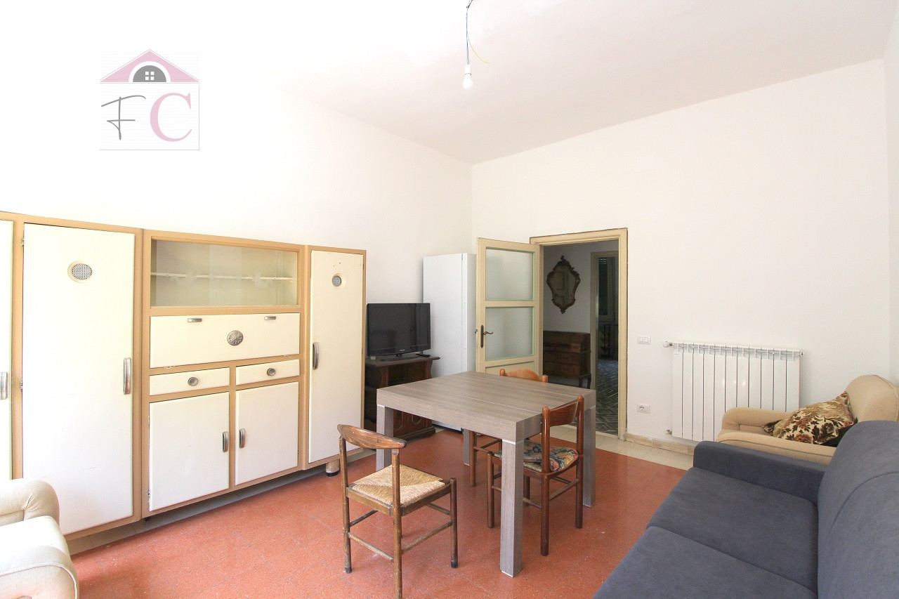 narni-piano rialzato-ristrutturato-giardino-cantina-piccola palazzina 3.png